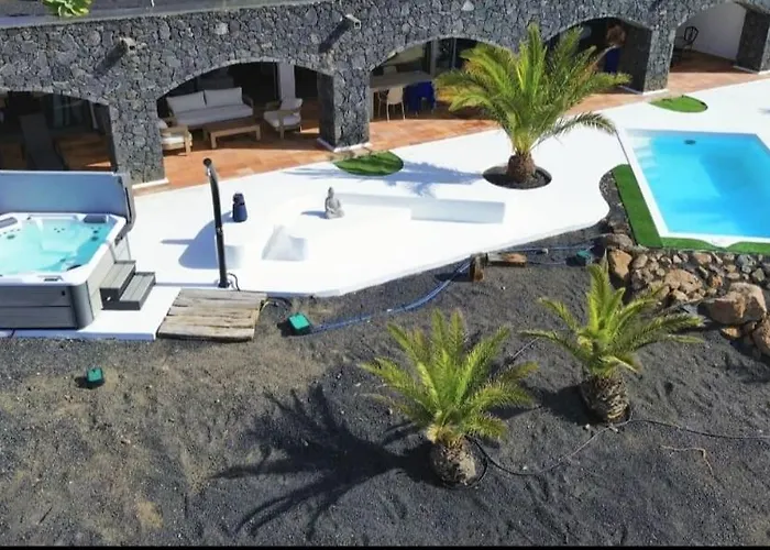 Arcos, Piscina Privada Climatizada Y Jacuzzi Con Maravillosas Vistas Al Islote De Lobos Villa *