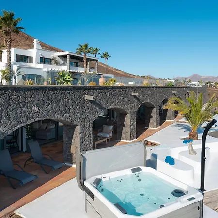 Arcos, Piscina Privada Climatizada Y Jacuzzi Con Maravillosas Vistas Al Islote De Lobos *