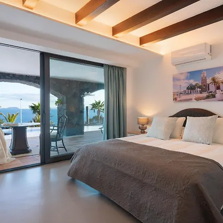 Arcos, Piscina Privada Climatizada Y Jacuzzi Con Maravillosas Vistas Al Islote De Lobos ヴィラ *