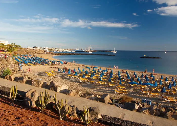 Arcos, Piscina Privada Climatizada Y Jacuzzi Con Maravillosas Vistas Al Islote De Lobos Playa Blanca (Lanzarote)